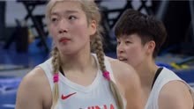 看哭了！中国女篮VS日本决战时刻！王思雨逆天准绝杀！现场沸腾了