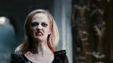 《黑暗阴影》非常好看的一部吸血鬼题材大片