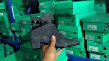蹀愫广州高端女鞋清700双尾货 原二千到现在几十块经历了什么？