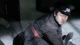 草根王：男子用鸡蛋给小帅按摩腿，不料把鸡蛋都捂熟了，着实意外