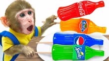 有趣的小猴子：小猴子挑战制作彩虹果冻，味道好极了！