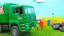 儿童益智玩具：小小城市保卫家，垃圾车帮助清洁垃圾